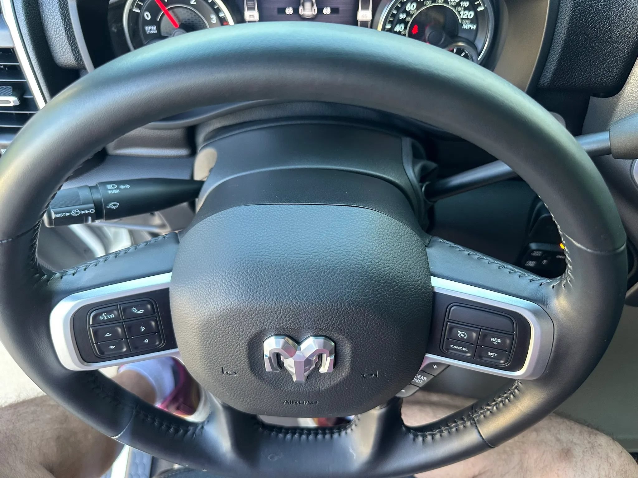Used 2022 RAM 2500 Big Horn w/ Level C Equiment Group AWD/4WD image 37