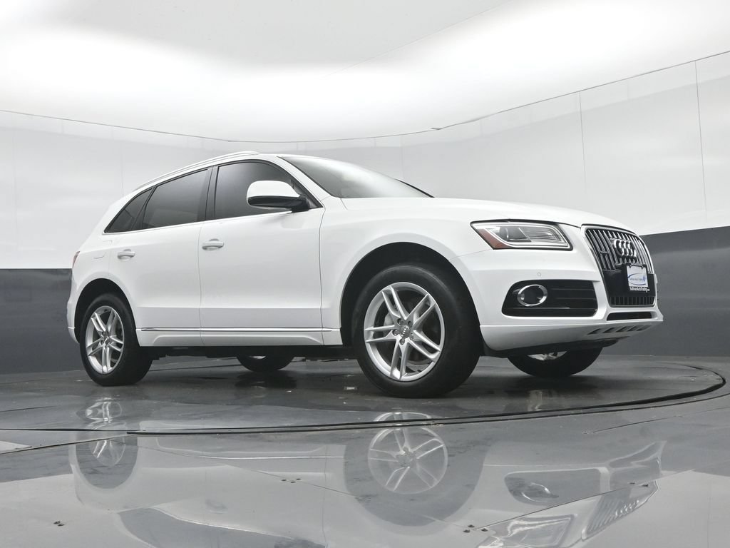 Used 2017 Audi Q5 2.0T Premium Plus w/ Technology Package AWD/4WD image 57