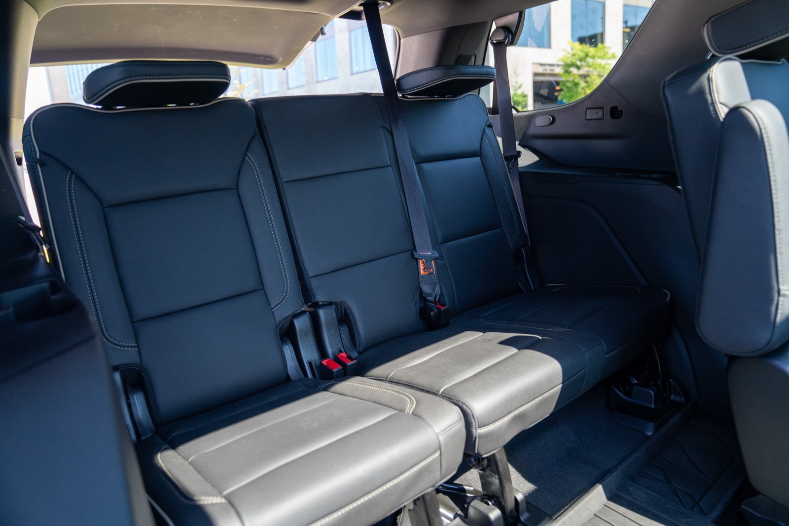 Used 2023 Chevrolet Tahoe Premier AWD/4WD image 25