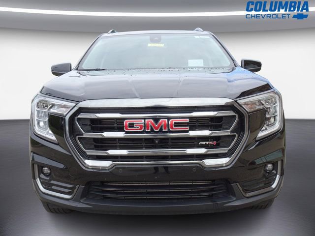 Used 2024 GMC Terrain AT4 w/ Infotainment Package II AWD/4WD image 7