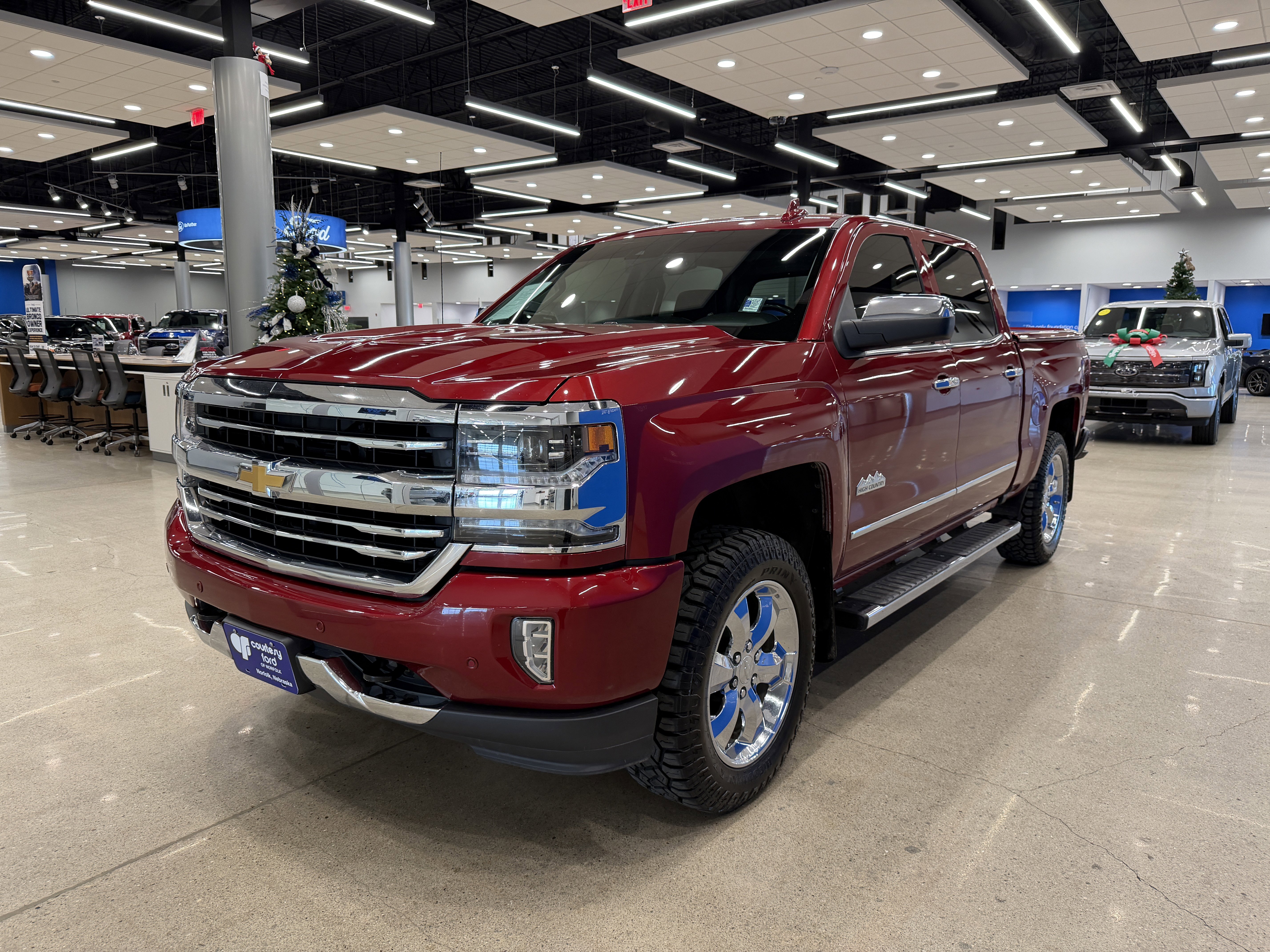 Used 2018 Chevrolet Silverado 1500 High Country image 4