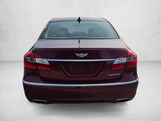 Used 2013 Hyundai Genesis 3.8 RWD image 6
