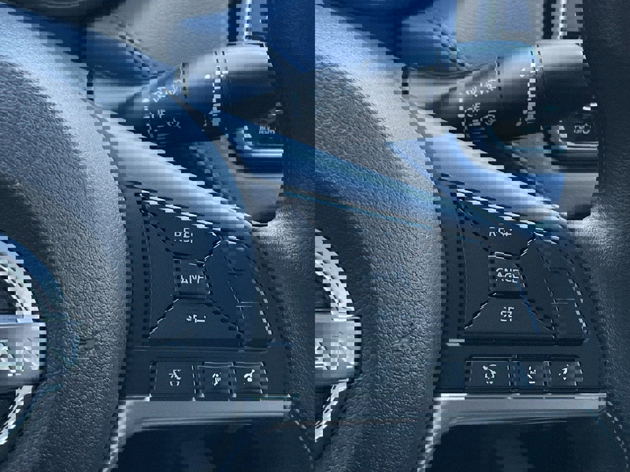 New 2025 Nissan Versa SV w/ Trunk Package image 21