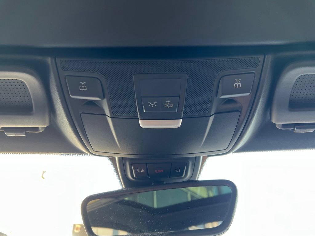 Used 2015 Mercedes-Benz SLK 250 image 21