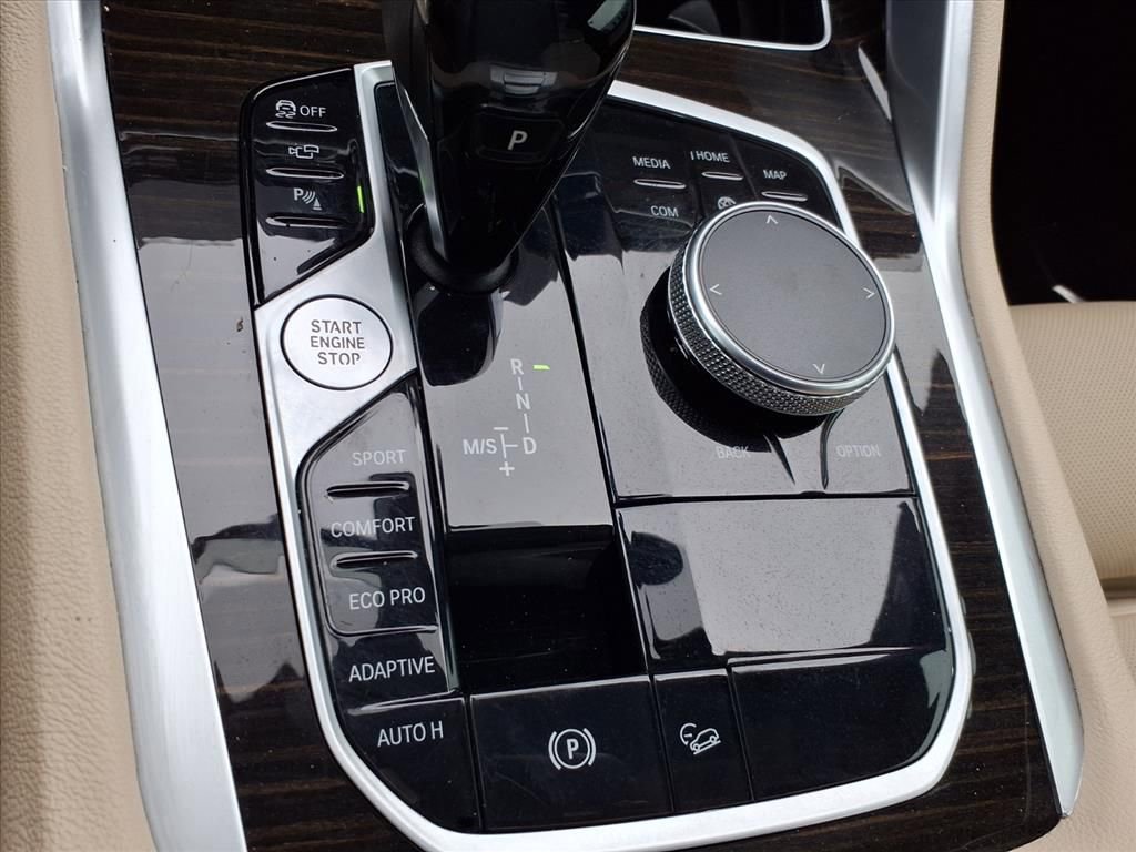 Used 2021 BMW X6 xDrive40i w/ Premium Package image 21