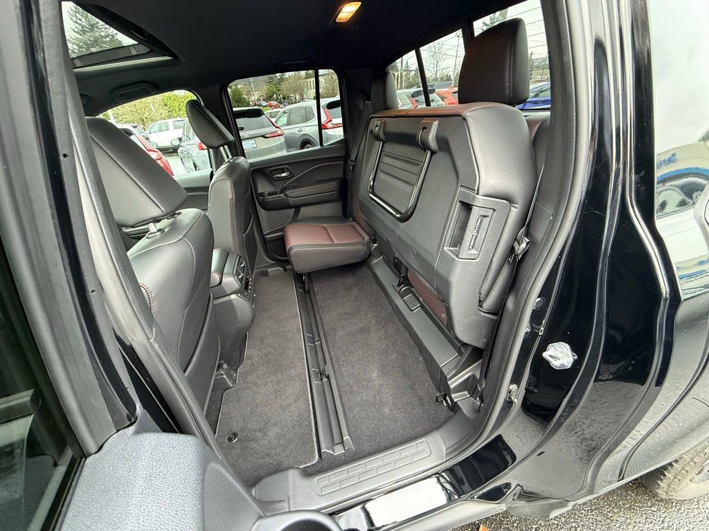 Certified 2025 Honda Ridgeline Black Edition image 16