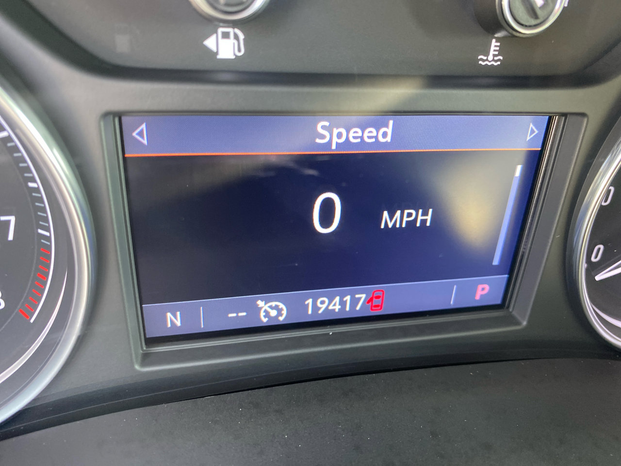 Used 2024 Buick Enclave Essence w/ Sport Touring Edition FWD image 17