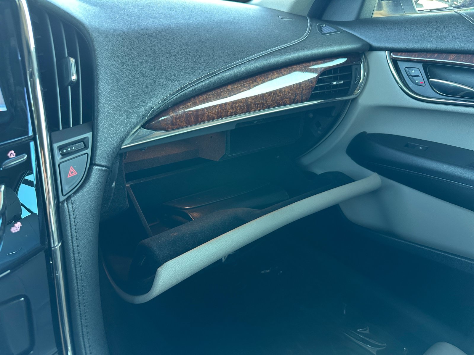 Used 2015 Cadillac ATS Luxury w/ Sun And Sound Package RWD image 22