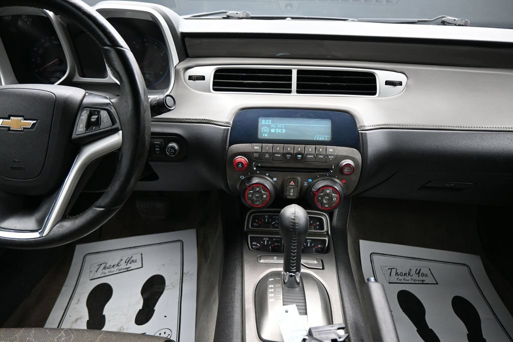 Used 2012 Chevrolet Camaro LT RWD image 17