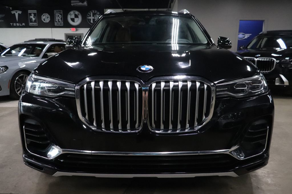 Used 2019 BMW X7 xDrive40i w/ Parking Assistance Package image 8