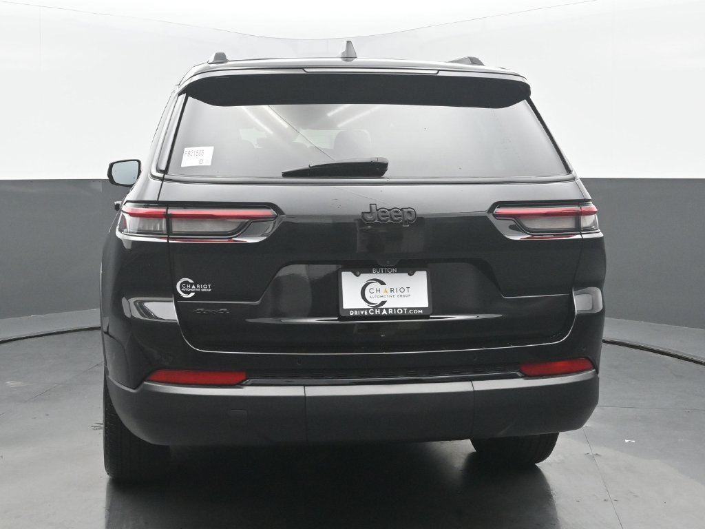 Used 2025 Jeep Grand Cherokee L Altitude AWD/4WD image 9