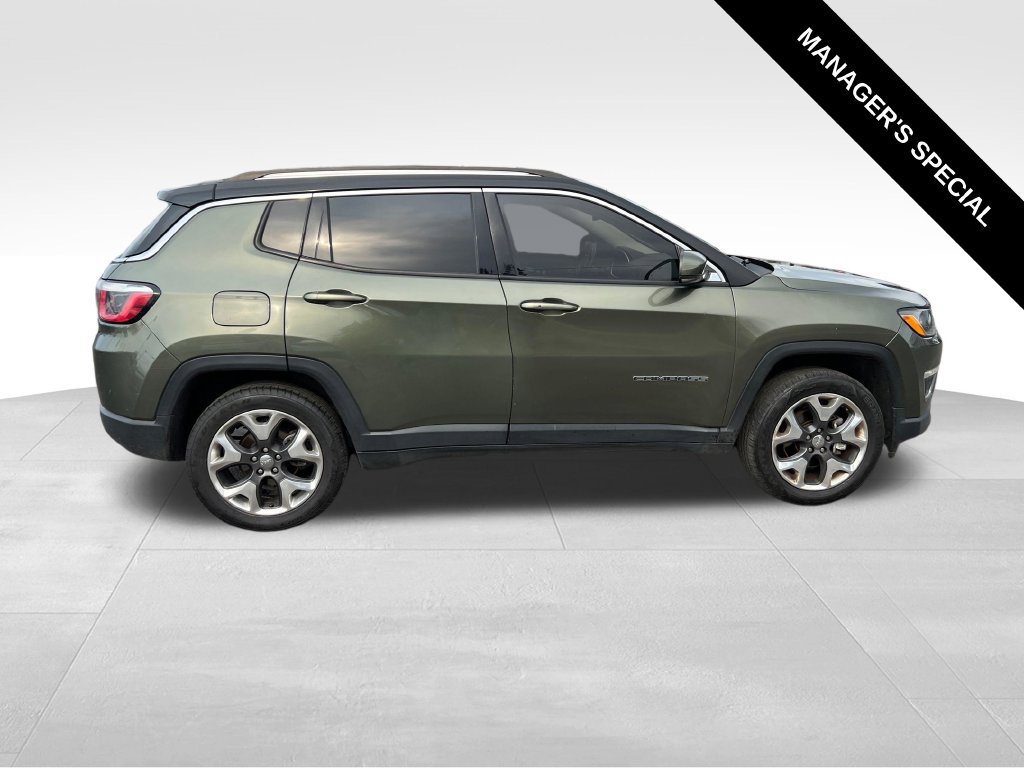 Used 2019 Jeep Compass Limited w/ Advanced Safety Group AWD/4WD image 8