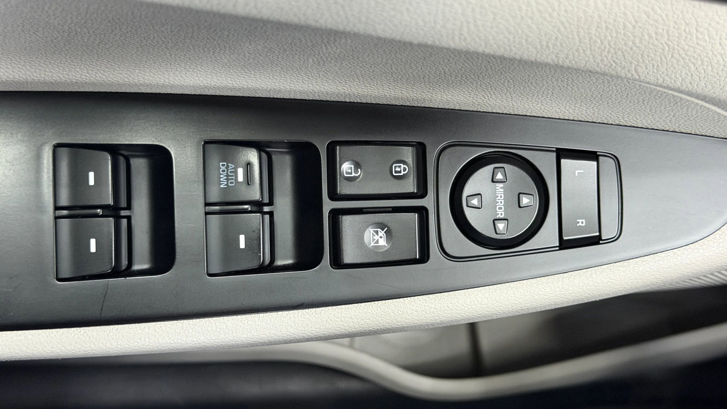 Used 2019 Hyundai Tucson SE image 22