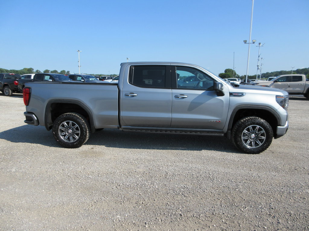 New 2026 GMC Sierra 1500 AT4 w/ AT4 Premium Package AWD/4WD image 3