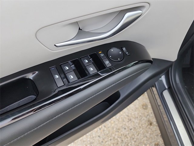 New 2025 Hyundai Tucson Limited FWD image 16