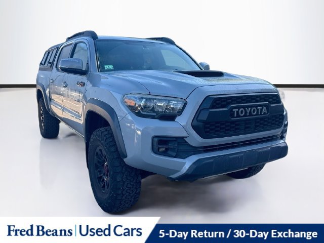 Used 2017 Toyota Tacoma TRD Pro AWD/4WD image 1