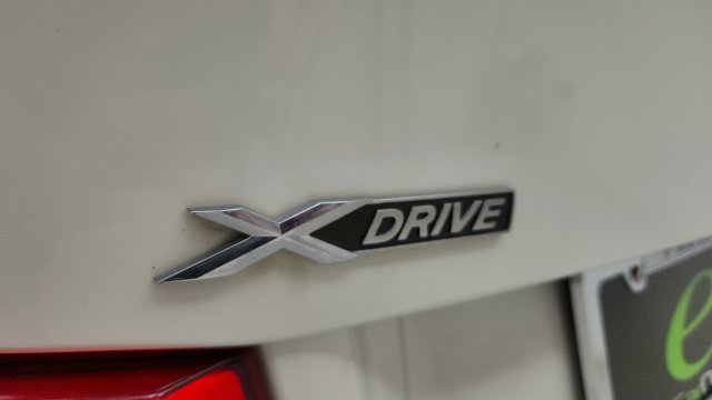 Used 2018 BMW 320i xDrive Sedan AWD/4WD image 33