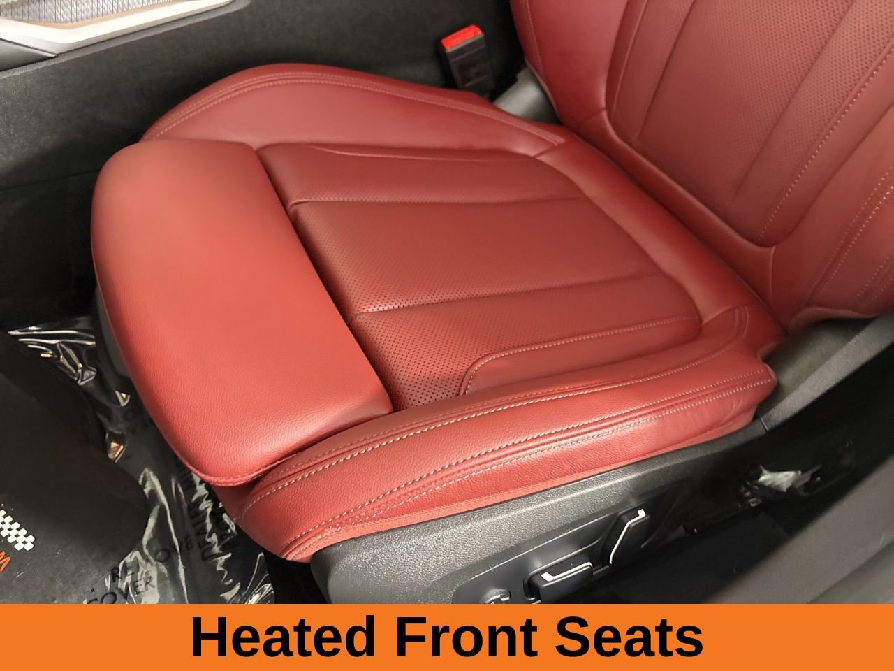 Used 2025 BMW 330i xDrive Sedan w/ M Sport Package image 13