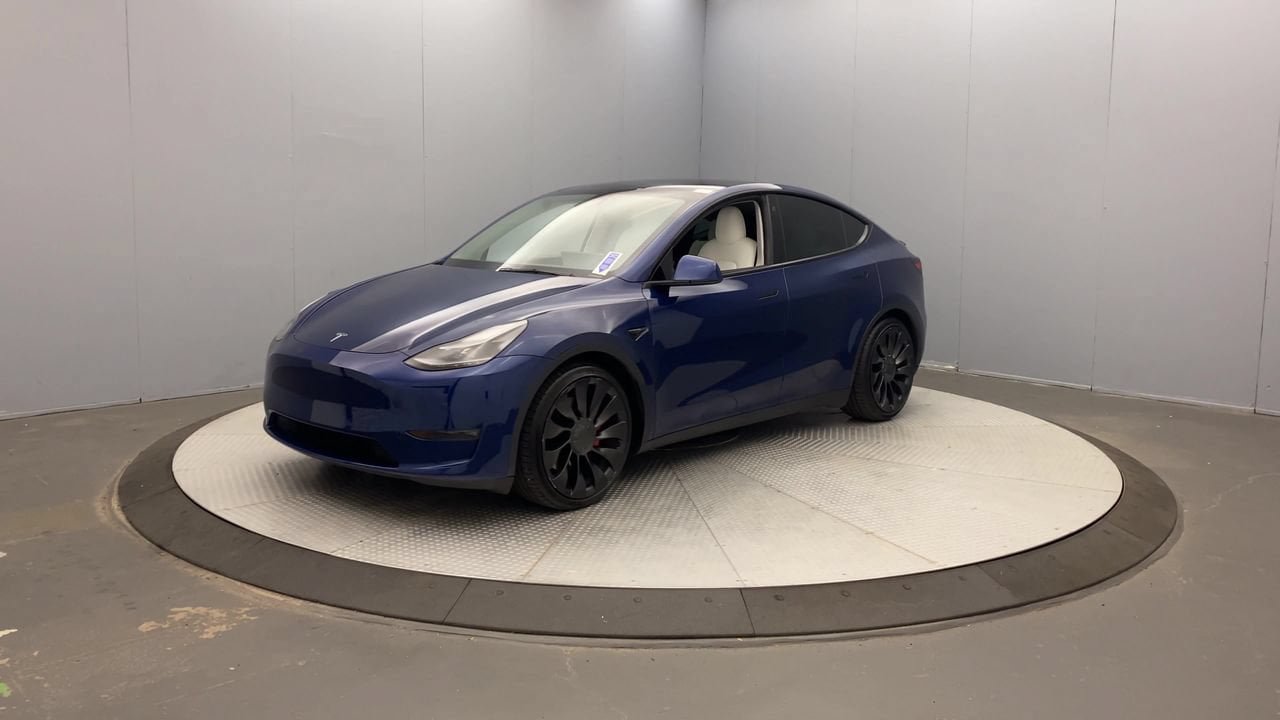 Used 2022 Tesla Model Y Performance AWD/4WD image 9