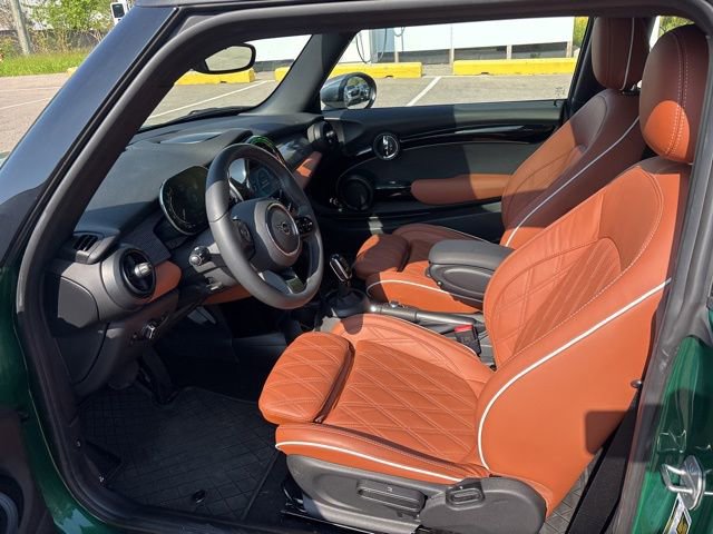 Used 2023 MINI Cooper S w/ Signature Upholstery Package FWD image 14