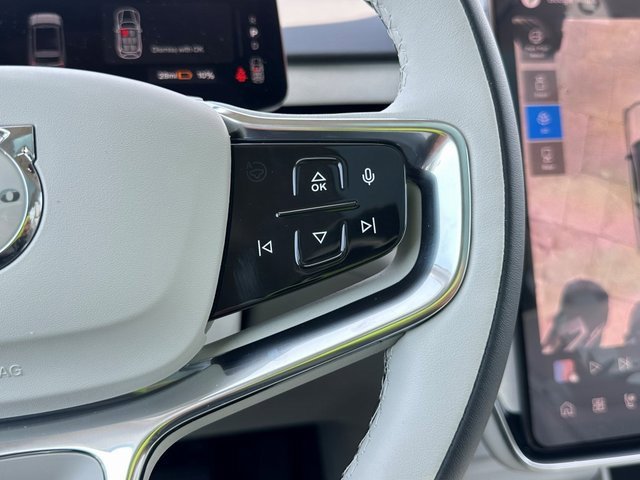 New 2025 Volvo EX90 Plus image 25