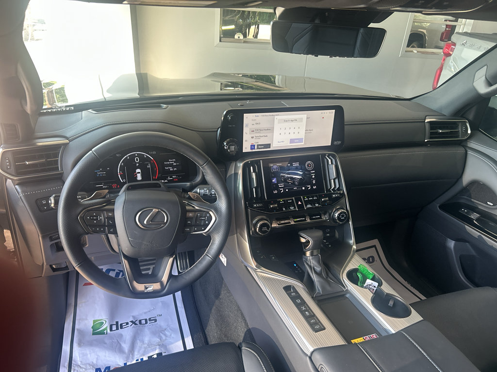 Used 2026 Lexus LX 600 F Sport AWD/4WD image 15