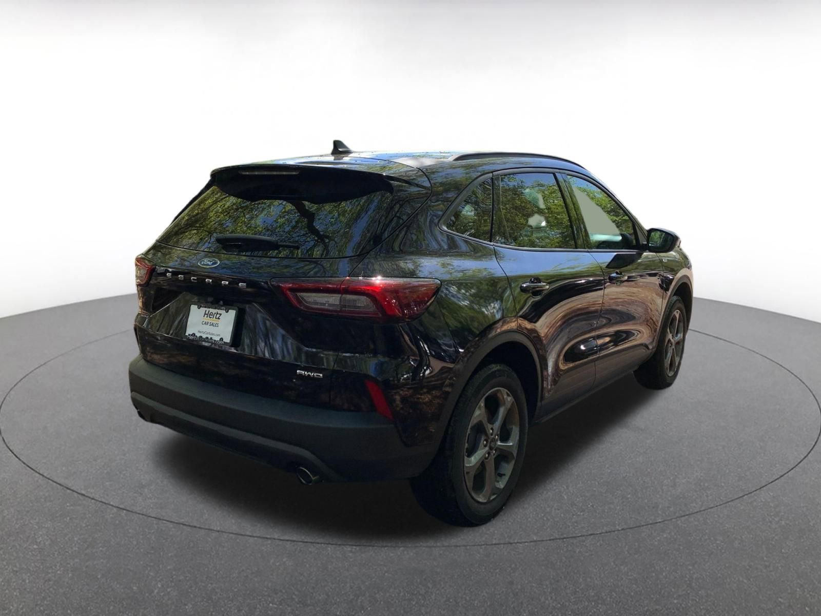 Used 2025 Ford Escape ST-Line image 7