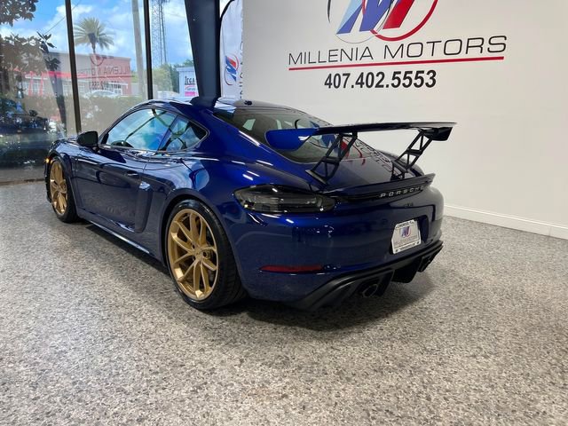 Used 2020 Porsche 718 Cayman GT4 RWD image 3