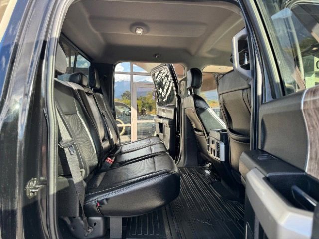 Used 2019 Ford F350 Lariat image 18