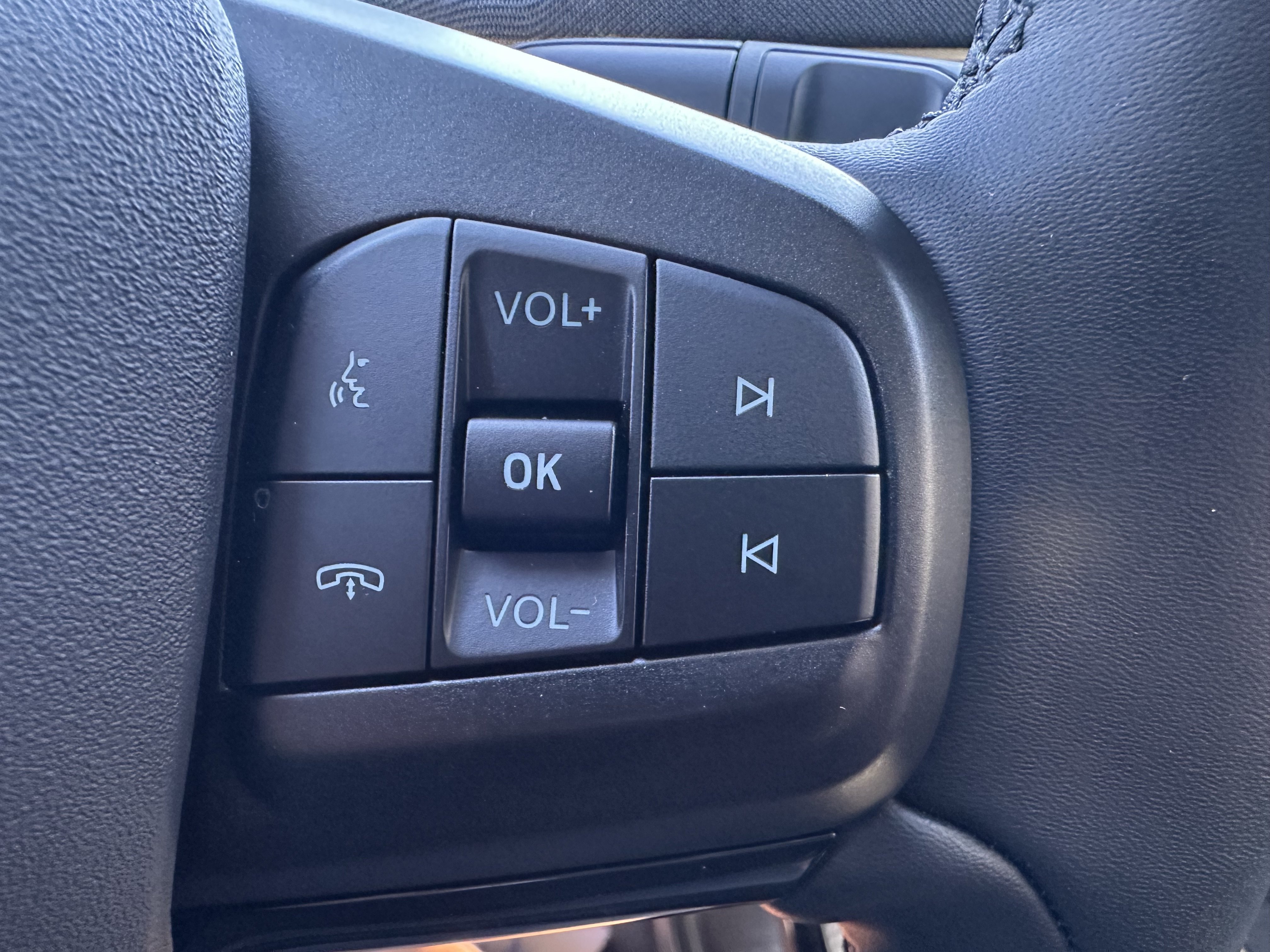 Certified 2026 Ford Mustang Mach-E Select AWD/4WD image 9