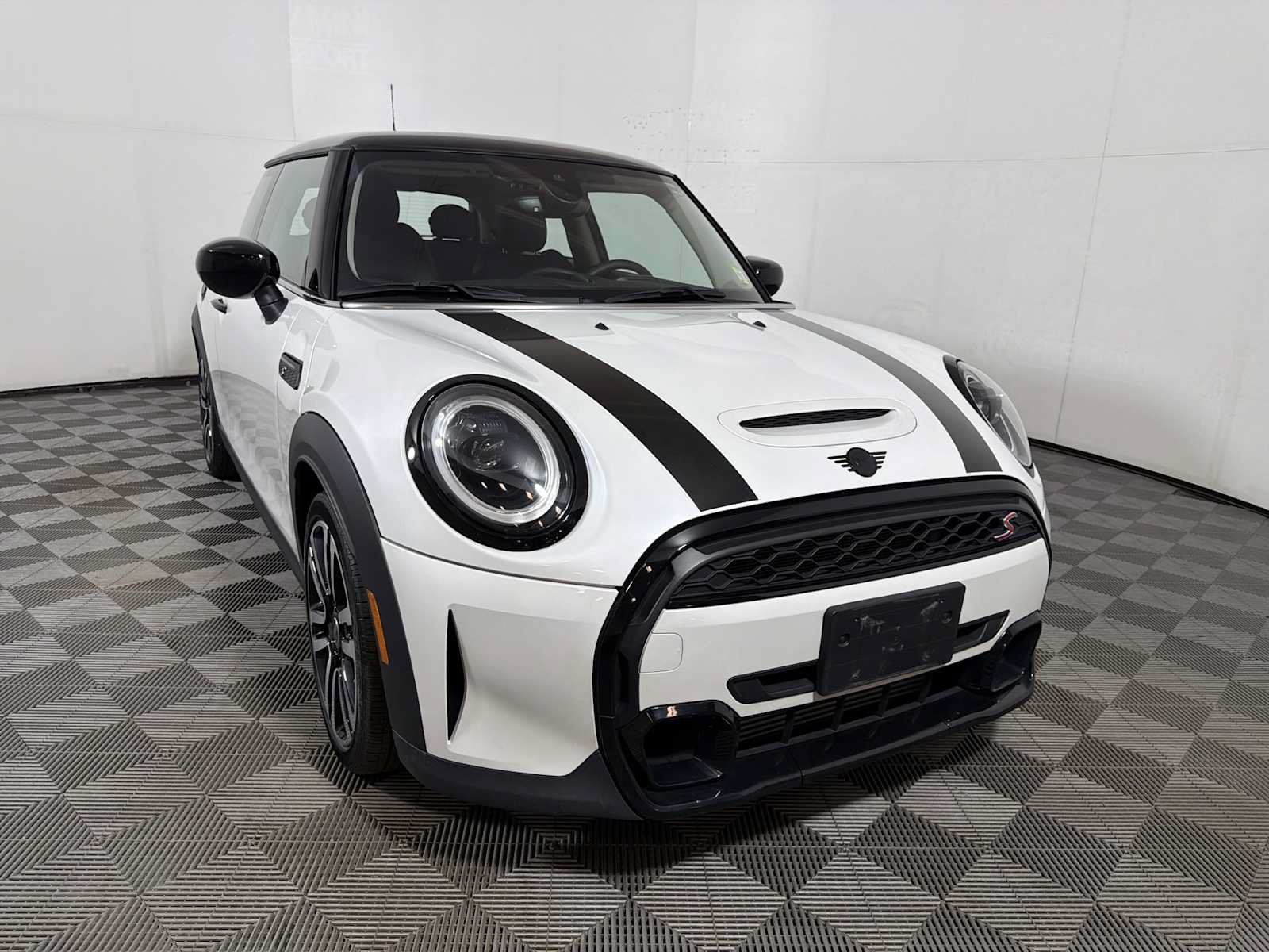 Certified 2024 MINI Cooper S FWD image 2