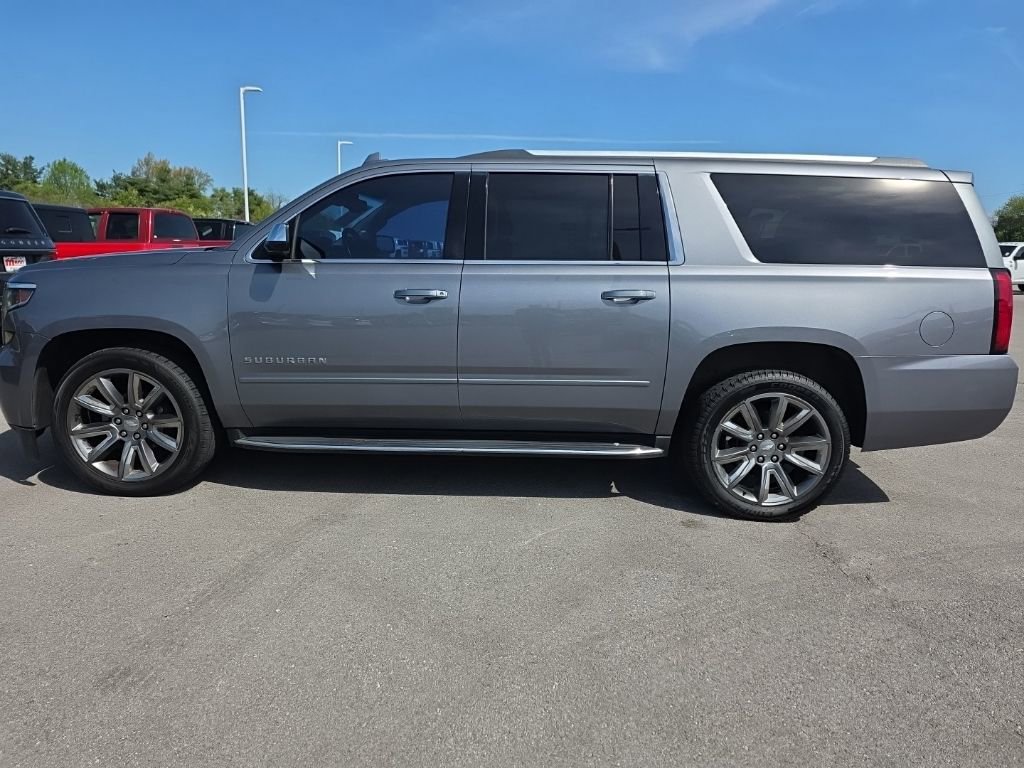 Used 2018 Chevrolet Suburban Premier AWD/4WD image 8