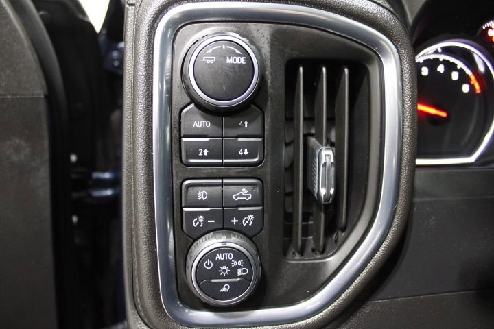 Used 2021 Chevrolet Silverado 1500 LTZ w/ Z71 Off-Road Package image 46