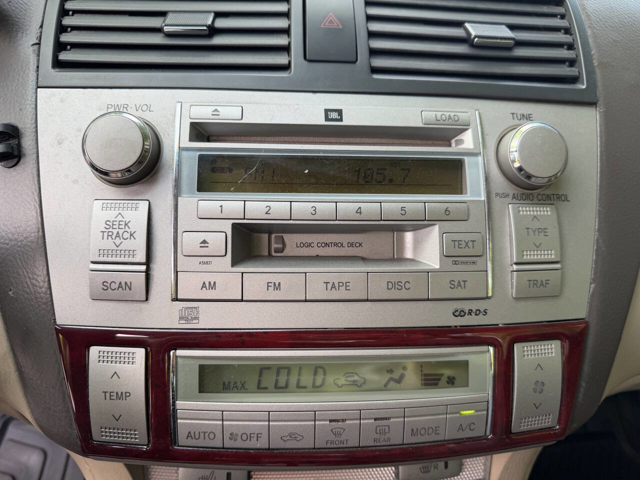 Used 2004 Toyota Solara SE Sport FWD image 11