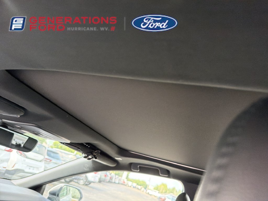 Used 2025 Toyota Camry XSE FWD image 15