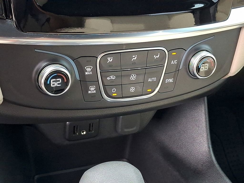 Used 2023 Chevrolet Traverse LS w/ Safety Package FWD image 13