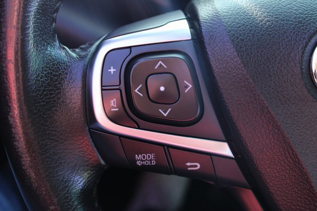 Used 2016 Toyota Camry XLE image 29