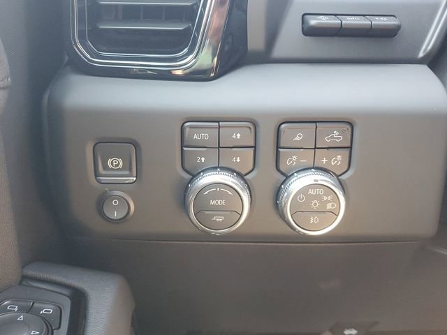 New 2025 GMC Sierra 1500 AT4 w/ Technology Package AWD/4WD image 25