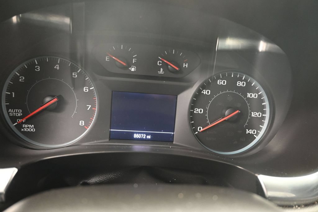 Used 2023 Chevrolet Traverse LT FWD image 9