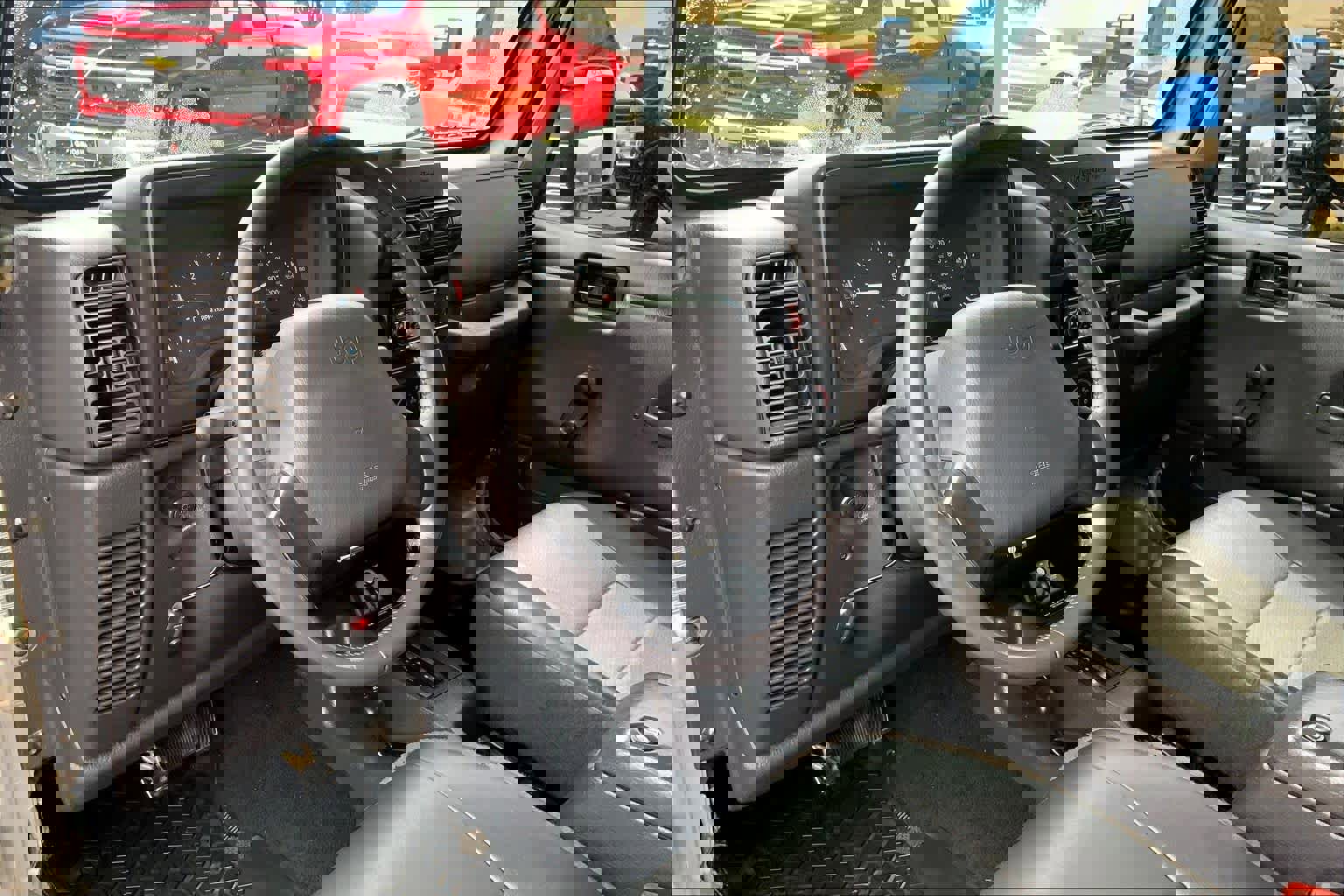 Used 2000 Jeep Wrangler Sport image 17