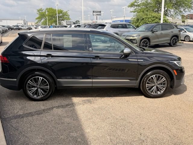 Certified 2024 Volkswagen Tiguan Wolfsburg Edition AWD/4WD image 7