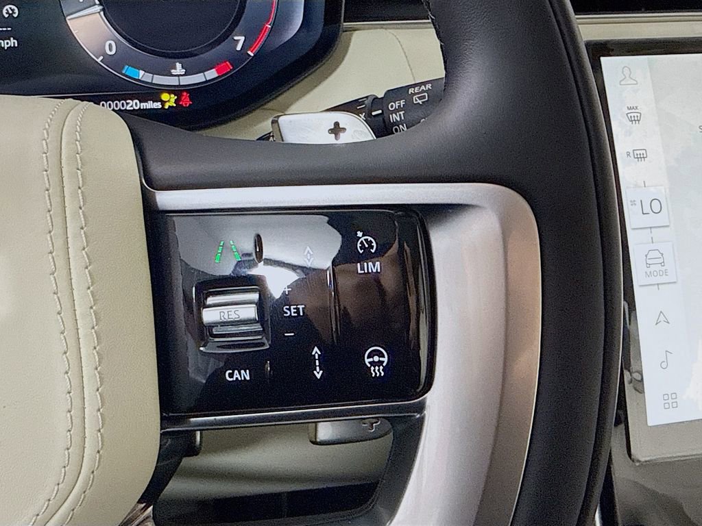 New 2026 Land Rover Range Rover SE image 13