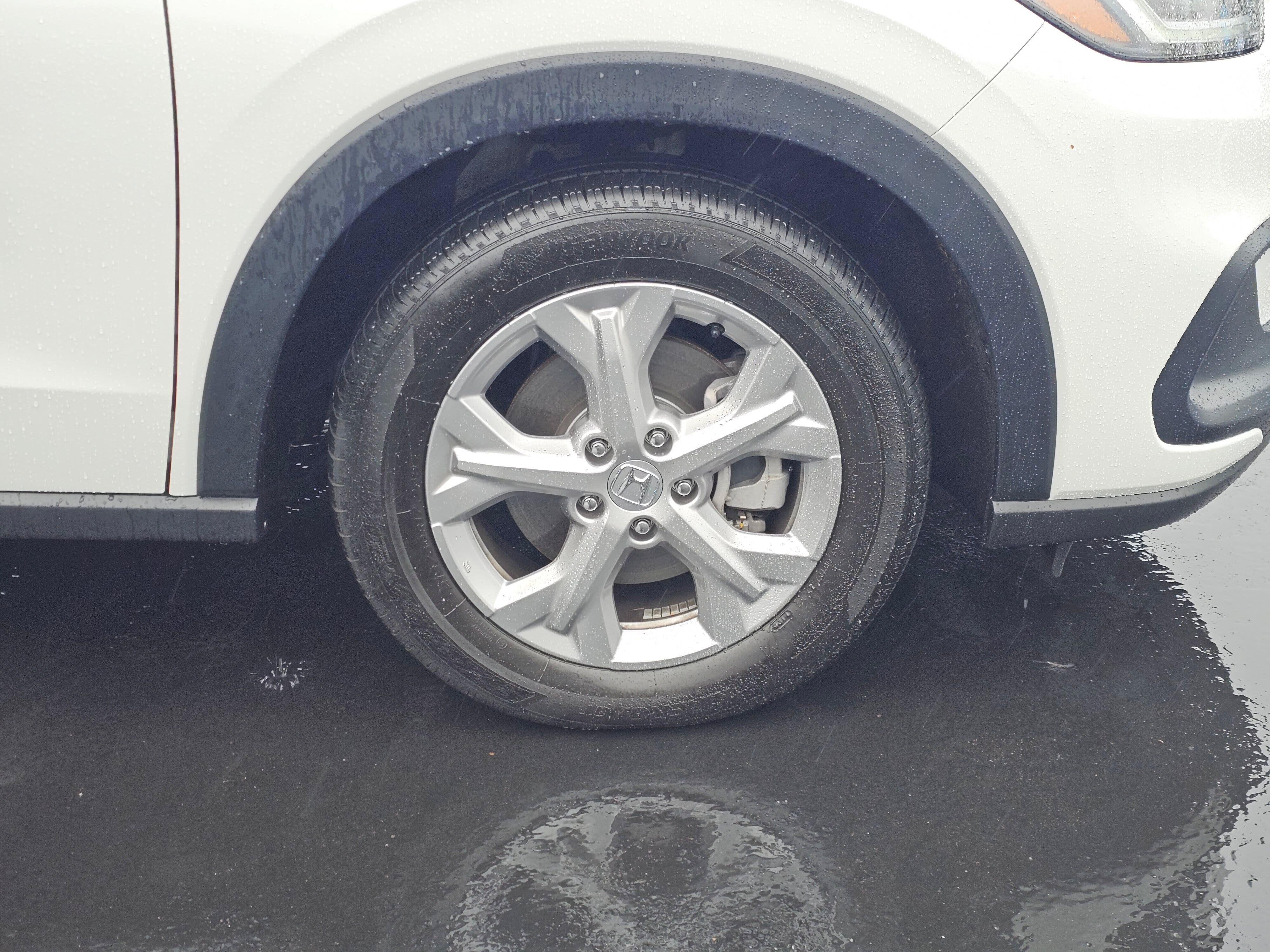 Certified 2025 Honda HR-V LX image 9