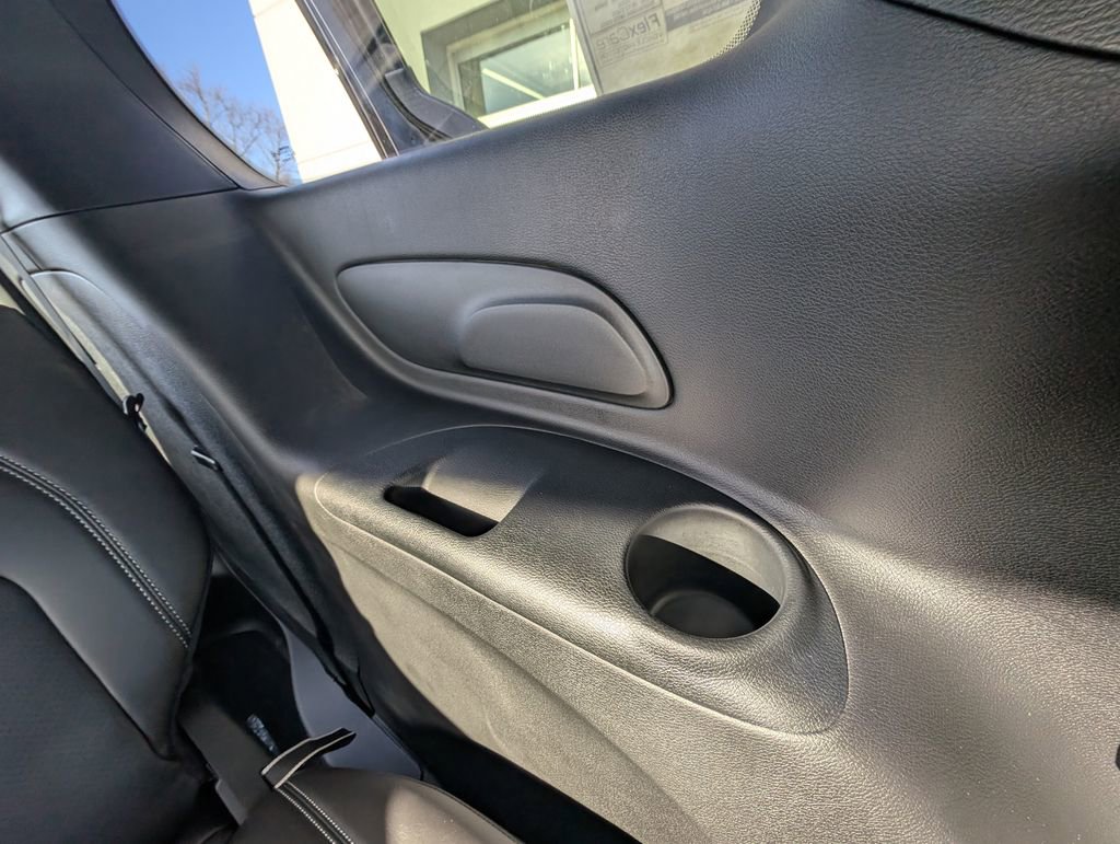 New 2026 Chrysler Pacifica Select w/ S Appearance Package FWD image 40