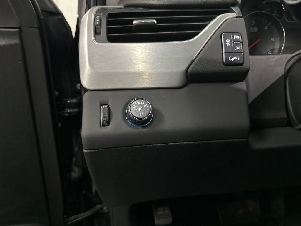 Used 2020 GMC Yukon XL SLT w/ Open Road Package image 33