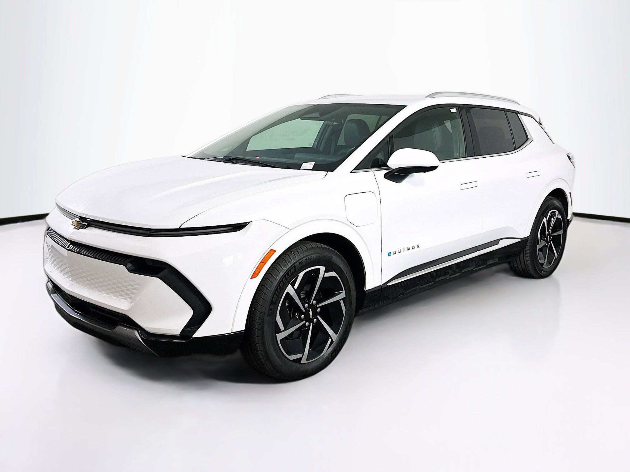 Used 2024 Chevrolet Equinox EV LT image 3