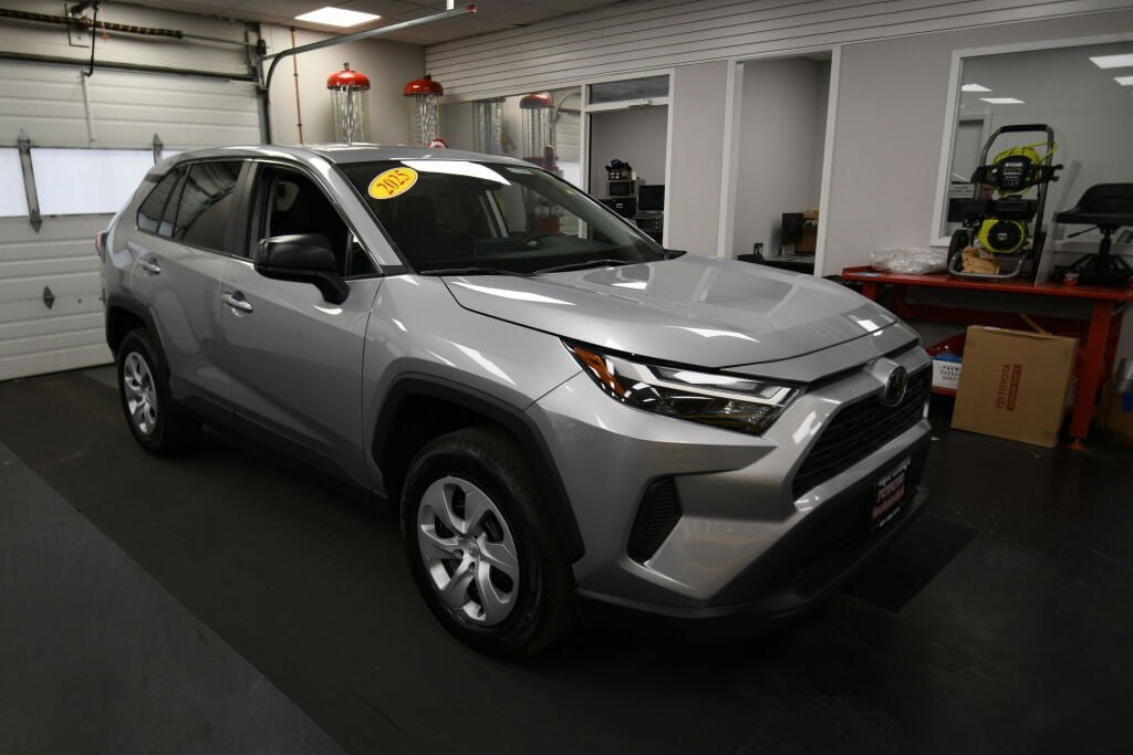 Used 2025 Toyota RAV4 LE FWD image 2