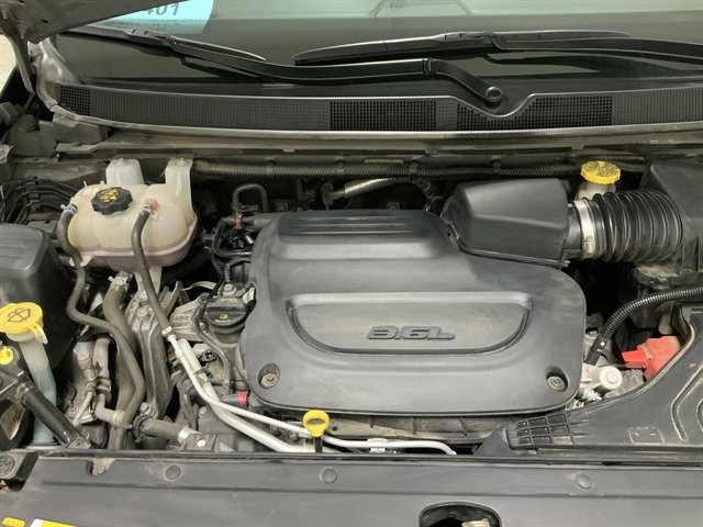 Used 2023 Chrysler Pacifica Limited image 12