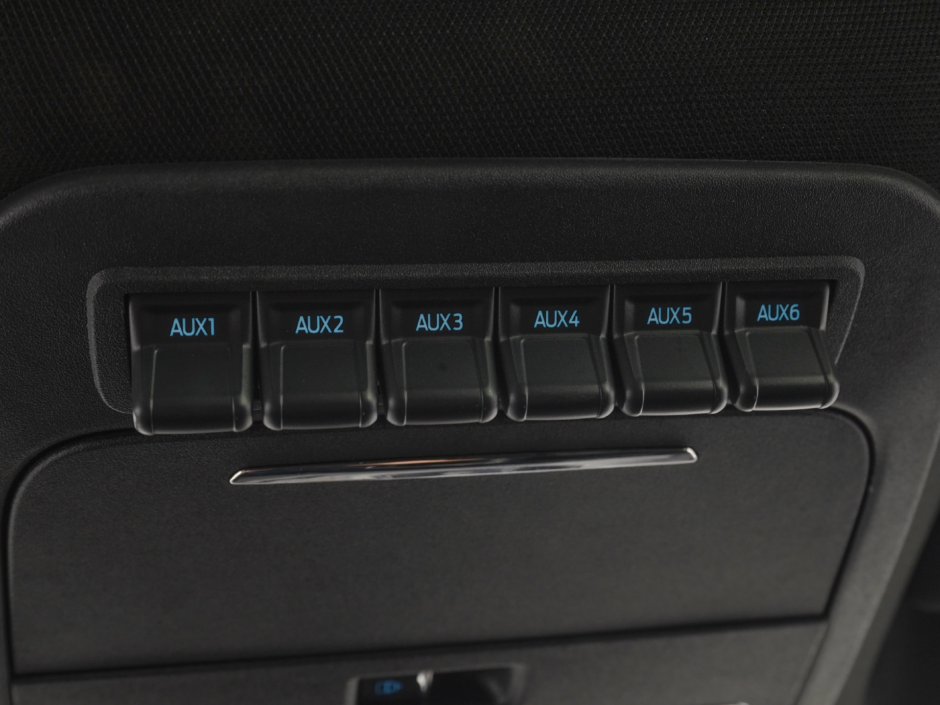Used 2025 Ford F150 Raptor AWD/4WD image 26