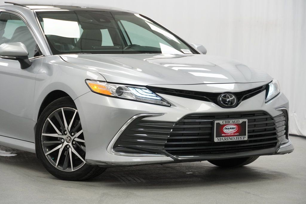 Used 2023 Toyota Camry XLE w/ Cold Weather Package video 3